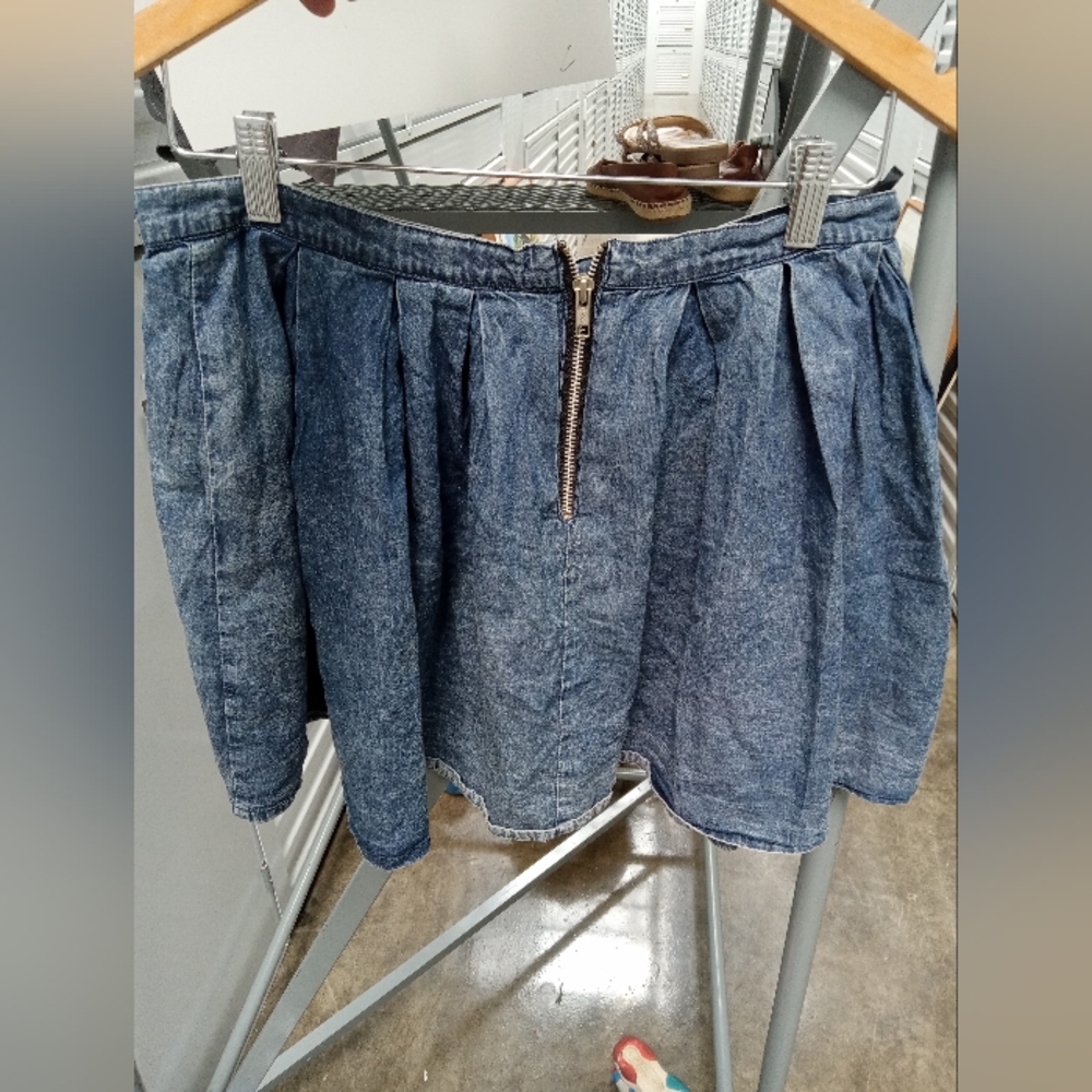 Motel Rocks Skirt - Picture 2 of 3